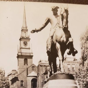 BOSTON MA Massachusetts Paul Revere Statue équestre Christ Church vintage Real Photo Carte postale
