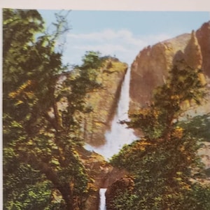 PARC NATIONAL DE YOSEMITE Californie Yosemite Falls Waterfall Union Pacific Railroad vintage Carte postale