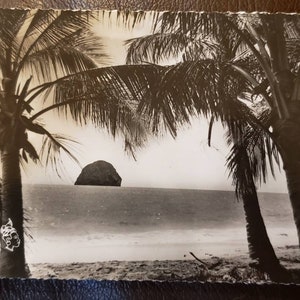 Diamond Rock Le Diamant Fort De France MARTINIQUE Real Photo vintage Carte postale