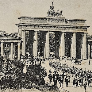 BERLIN ALLEMAGNE Pariser Platz Branderburger Thor Brandenberg Gate Deutschland Indivise Back Carte postale vintage d'avant 1907 Postkarte