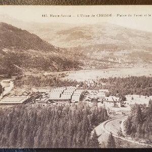 Cartão Postal HAUTE SAVOIE FRANÇA l'Usine de Chedde Plaine du Favet et le Mont Joly Vintage