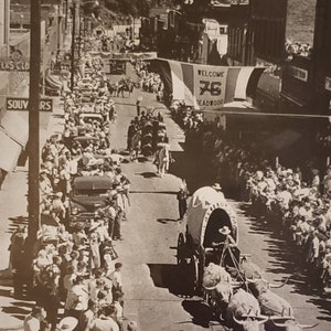 1956 DEADWOOD SOUTH DAKOTA Roaring Days of 1876 Parade Vintage Photo Photograph