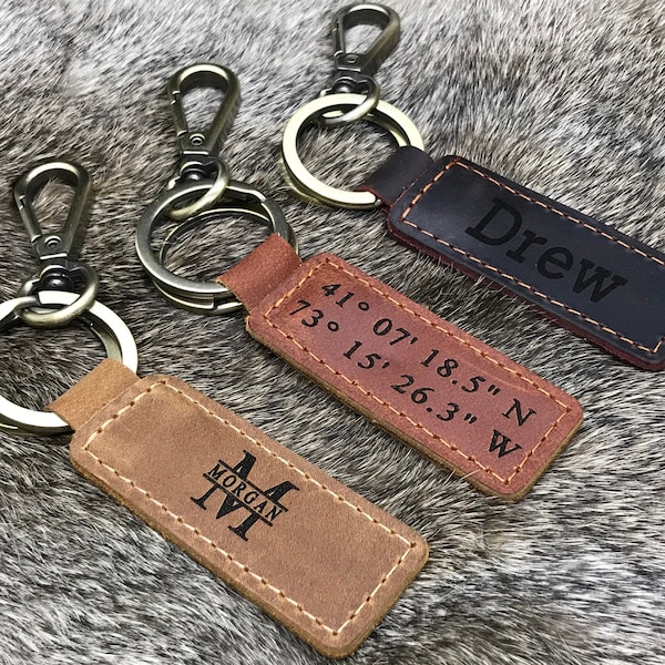 NAME KEYCHAIN, Personalize Keychain, Custom Engraved, Monogram Keychain, Bridesmaid Gift, Gİft for Groomsman