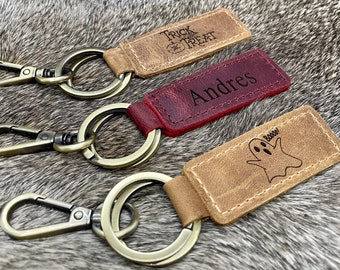 Llavero de cuero personalizado para Halloween, llavero grabado con fantasma espeluznante
