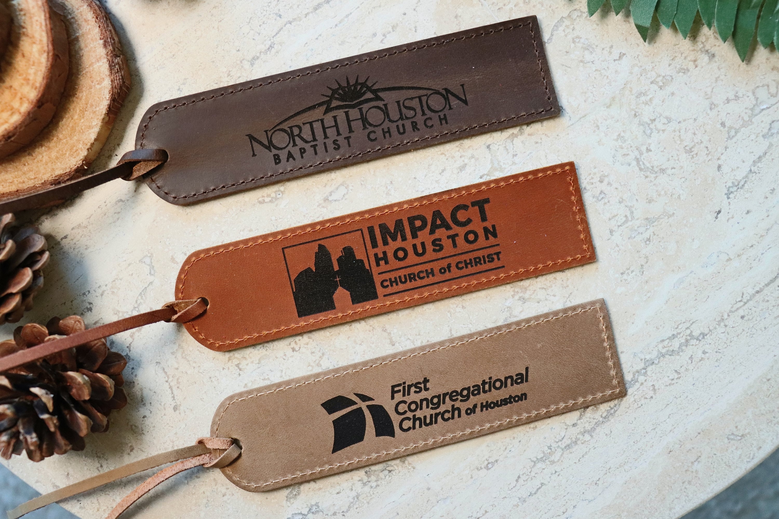 Personalized Leather Bookmark, Custom Bookmark, BOOKWORM GIFT, Gift for Her, Gift for Him, Teacher Gift, Book Lover