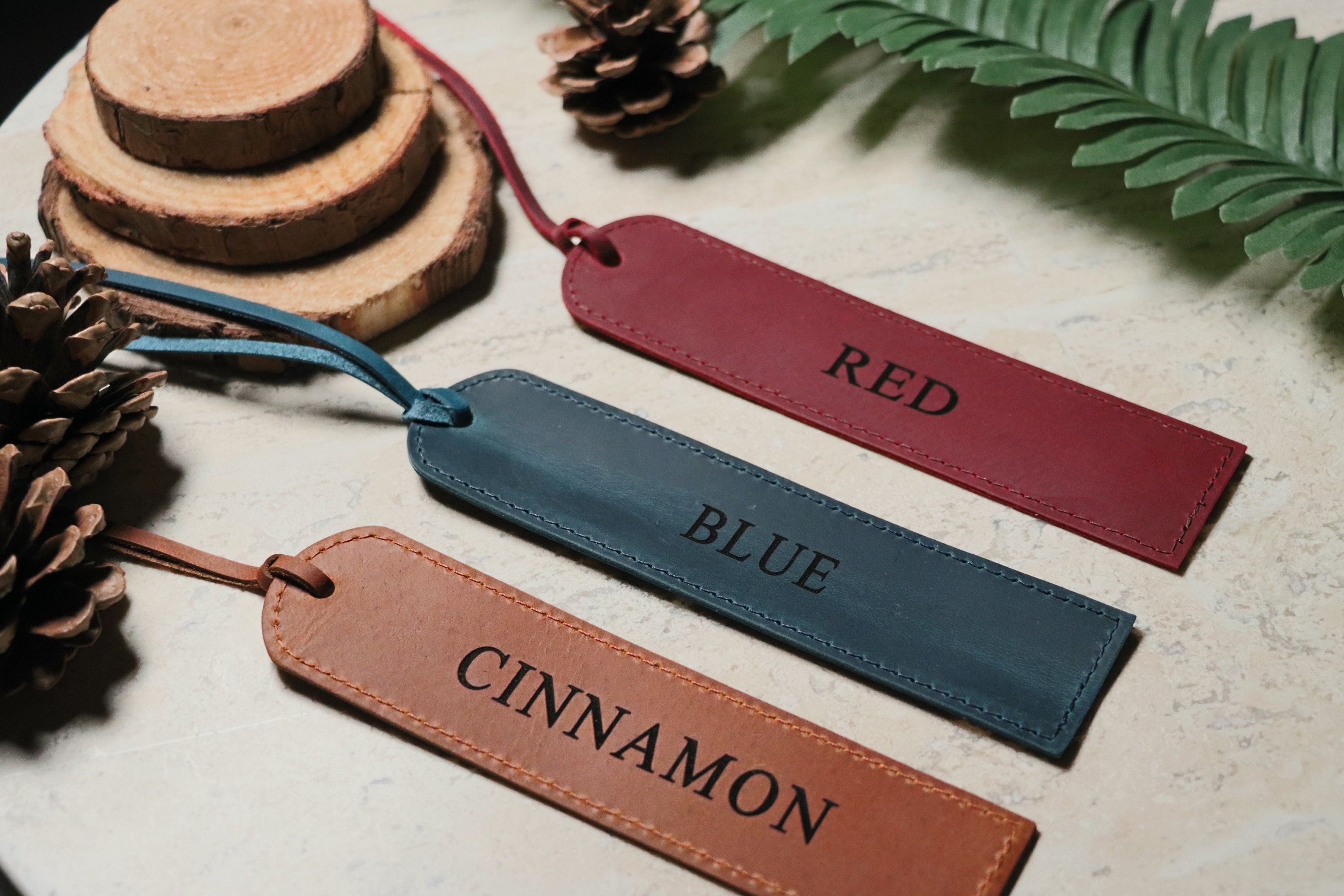 Personalized Leather Bookmark, Custom Bookmark, BOOKWORM GIFT, Gift for Her, Gift for Him, Teacher Gift, Book Lover