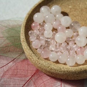 Natürliche ROSE QUARTZ-Perlen; Durchmesser 4 mm 6 mm und 8 mm; Halbedelstein für kreative Hobbys und edlen Schmuck