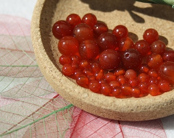 Natural CARNELIAN beads, diameters 4 mm 6 mm 8 mm; natural undyed; Creative hobbies & jewellery, semi-precious stones