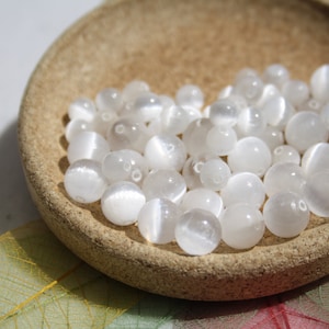 Perles en SÉLÉNITE naturelle, 6 mm et 8 mm bijouterie créative Loisirs créatifs, pierres semi-précieuses image 1