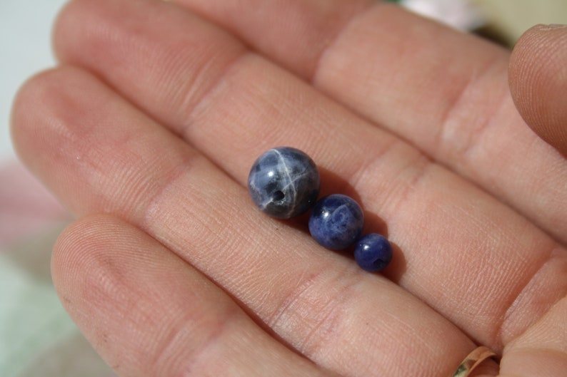 Perles de SODALITE naturelle Diamètres 4 mm 6 mm et 8 mm, loisirs créatifs & bijouterie, DIY, pierres semi-précieuses image 4