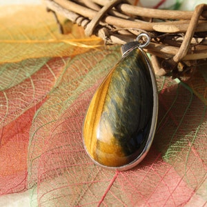 Genuine TIGER and FALCON EYE pendant, elongated shape, reflections, golden stone, semi-precious gemstone