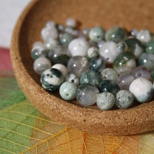 Pearls in AGATE MOUSSE natural milky; 4 mm 6 mm and 8 mm beads; creative hobbies and fine jewellery, semi-precious stones