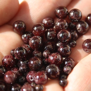 Natural GARNET beads, diameters 4 mm 6 mm and 8 mm, creative hobbies & jewelry, DIY, semi-precious stones image 4