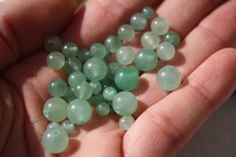 Perles en AVENTURINE VERTE, diamètres 4 mm 6 mm et 8 mm naturelles non teintées Idéal loisirs créatifs, pierres semi-précieuses image 2