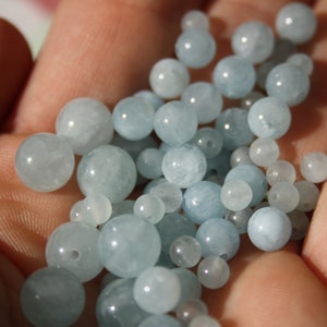 Perles AIGUE MARINE Naturelles diamètre 3.9 mm, 6 mm et 7.8 mm loisirs créatifs bijouterie fine DIY, pierres naturelles semi précieuses image 5