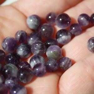 Perles d'AMETHYSTE CHEVRON naturelle, diamètres 6 mm et 8 mm, loisirs créatifs & bijouterie, DIY, pierres semi-précieuses image 3
