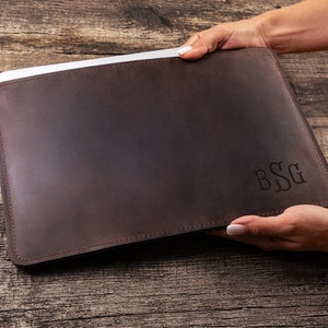 Personalized leather laptop sleeve for Macbook Pro 15, Macbook air leather laptop case, Laptop case for MacBook Pro 13 inch