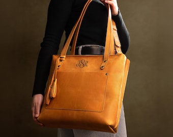 Leather Tote Bag with Zipper for Women, Distressed Brown Shoulder Purse with Zipper, Personalized Leather Handbag Gift