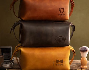 Mens toiletry bag, groomsmen gift bag, Leather toiletry bag,  groomsmen gifts personalized with monogram, leather dopp kit for men