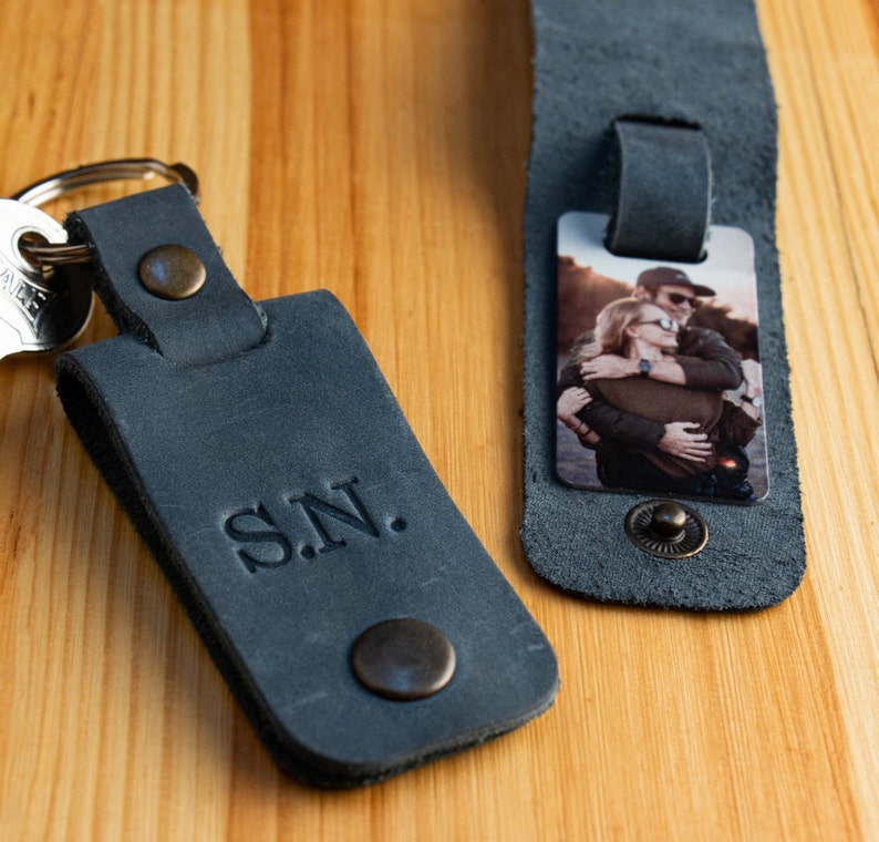 Leather photo keychain, Custom boyfriend gift, anniversary gifts for boyfriend, custom picture keychain with engraved text 