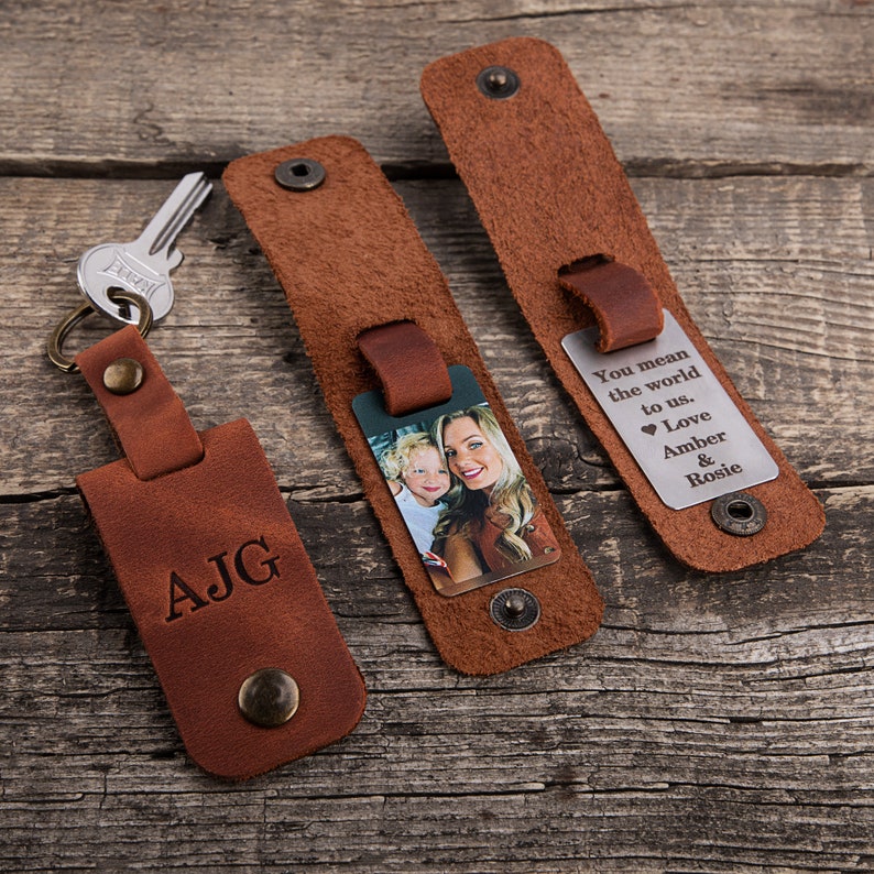 Leather keychain with photo,  Personalized leather photo keychain, engraved keychains with picture, keychain for men 