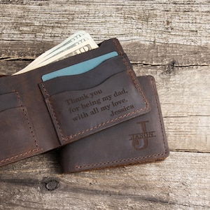 Cartera de cuero personalizada hecha a mano con texto y monograma, billetera de cuero plegable para hombre, regalo para papá, billetera de cuero minimalista, regalo para hombre