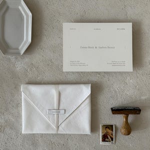 Invito di nozze riutilizzabile, bordo strappato, bordo frastagliato, naturale, minimalista, semplice, lino, invito di nozze