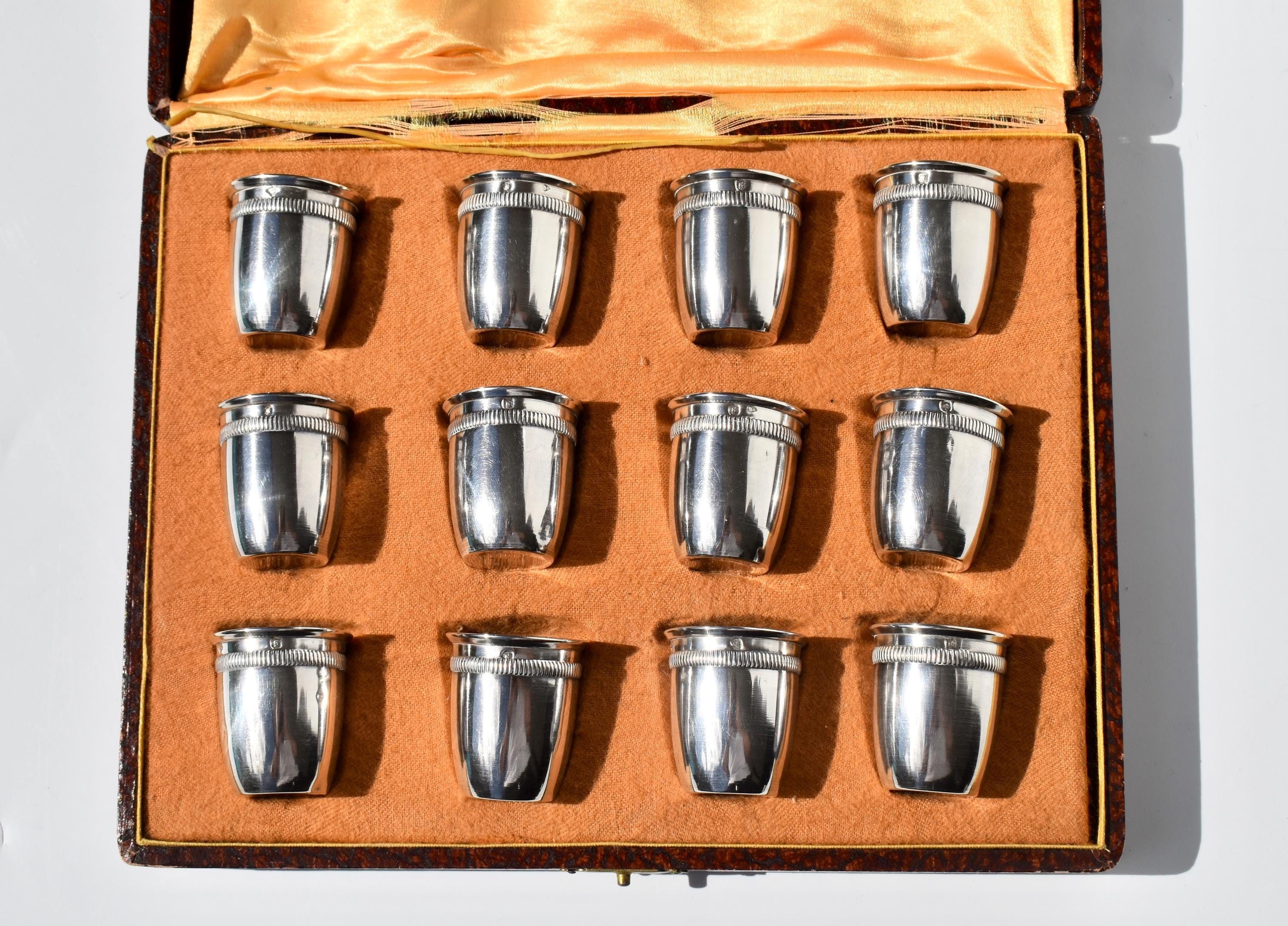 フランス製　R &Bミネルヴァ、ライオンホールマーク1420g 銀製ティーセット French silver minerva - Etsy 日本