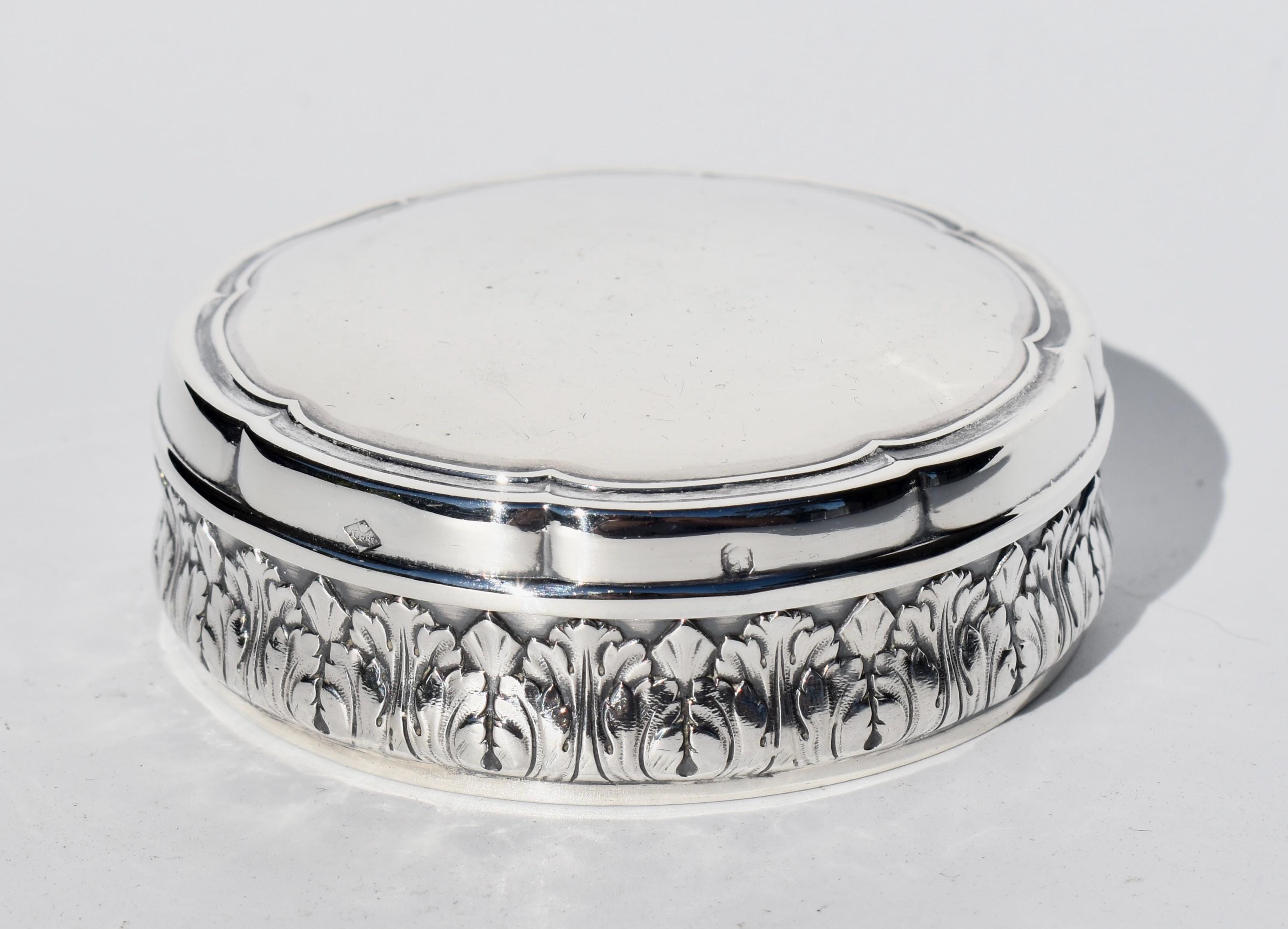 French silver minerva - Etsy 日本