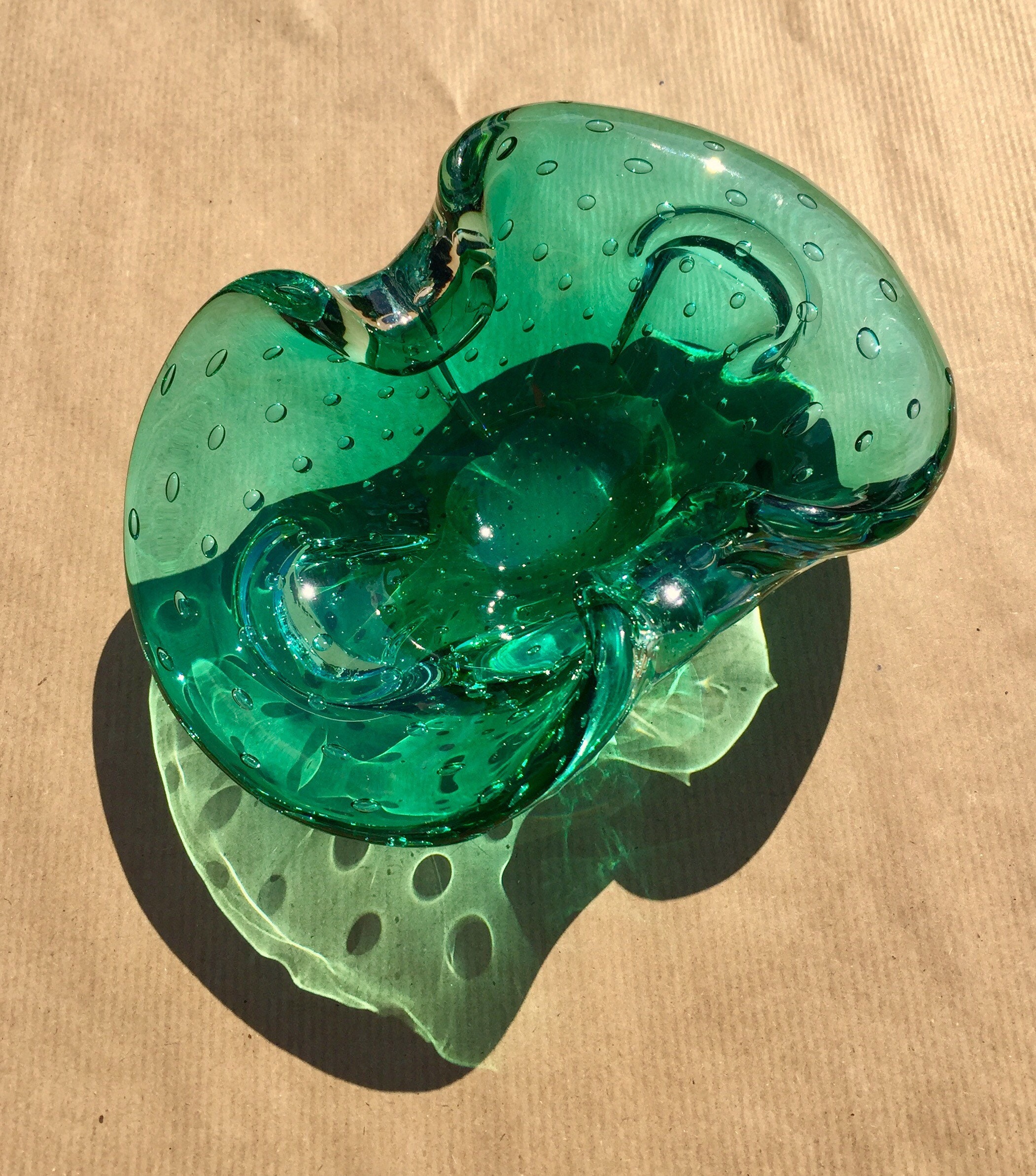 Murano Vintage 1960- 70's - Vide Poche/ Coupe/ Cendrier en Verre Bullé Vert Émeraude Translucide, Fo