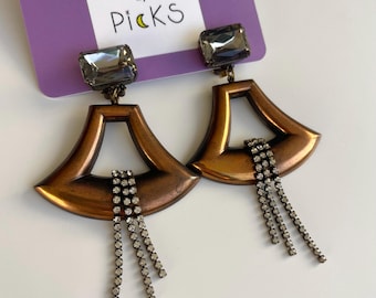 Ermani Bulatti 1990&#39;s - A festive air with these gray rectangular rhinestone ear clips, copper pendants with white crystal drops