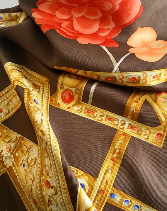 LÉONARD Paris 1970's- Large silk scarf with the b… - image 9