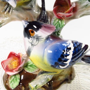 Vintage Crested Bird Figurine, Bluejay Ceramic Collectible image 2