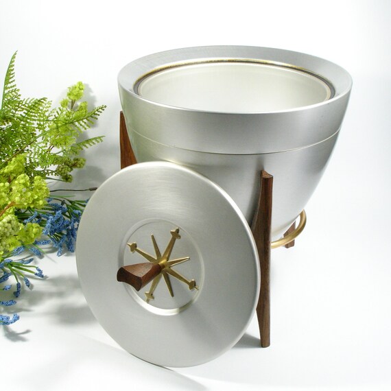 Mid Century Mirro Medallion Ice Bucket, Silver Atomic Age