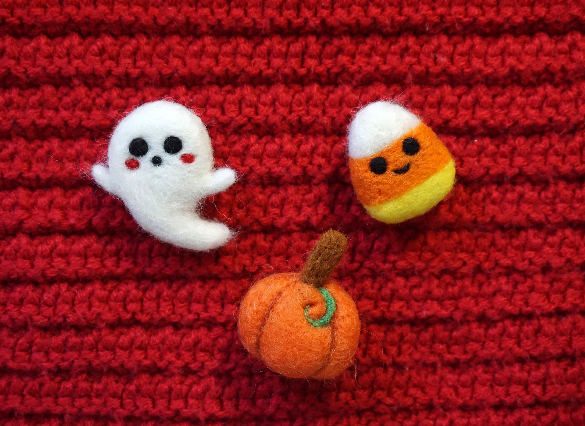 Halloween themed handmade brooch set. Cute little ghost | Etsy