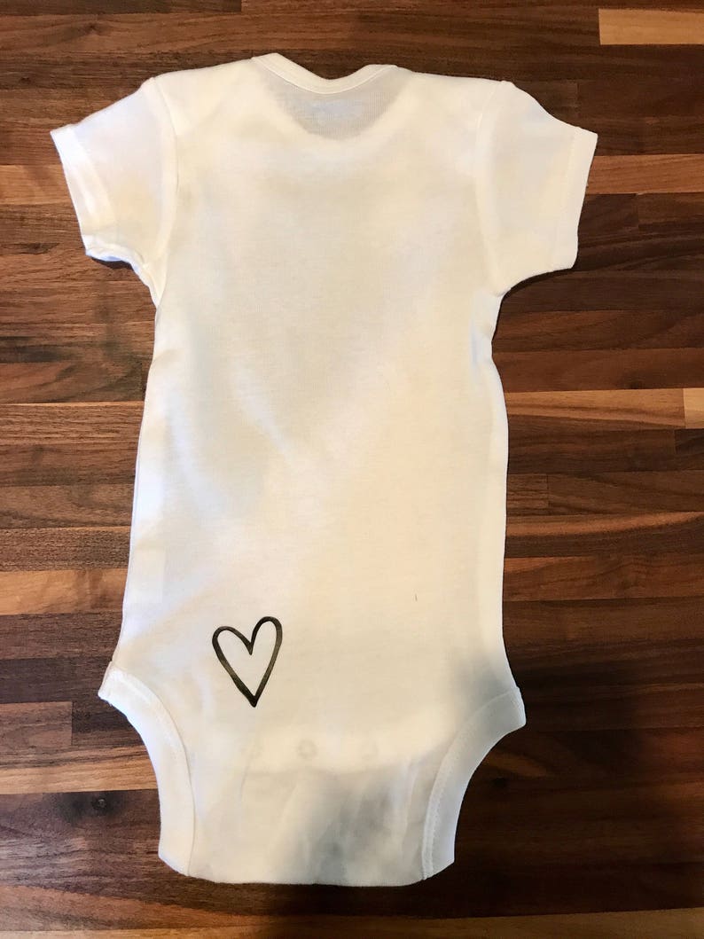 baby onesie Who farted