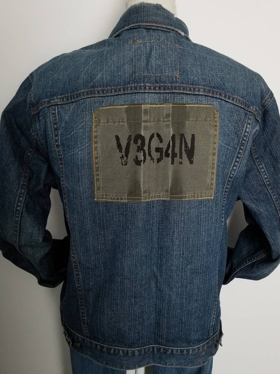 levis jean jacket with hoodie