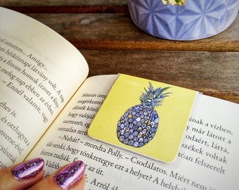 Pineapple magnetic bookmark