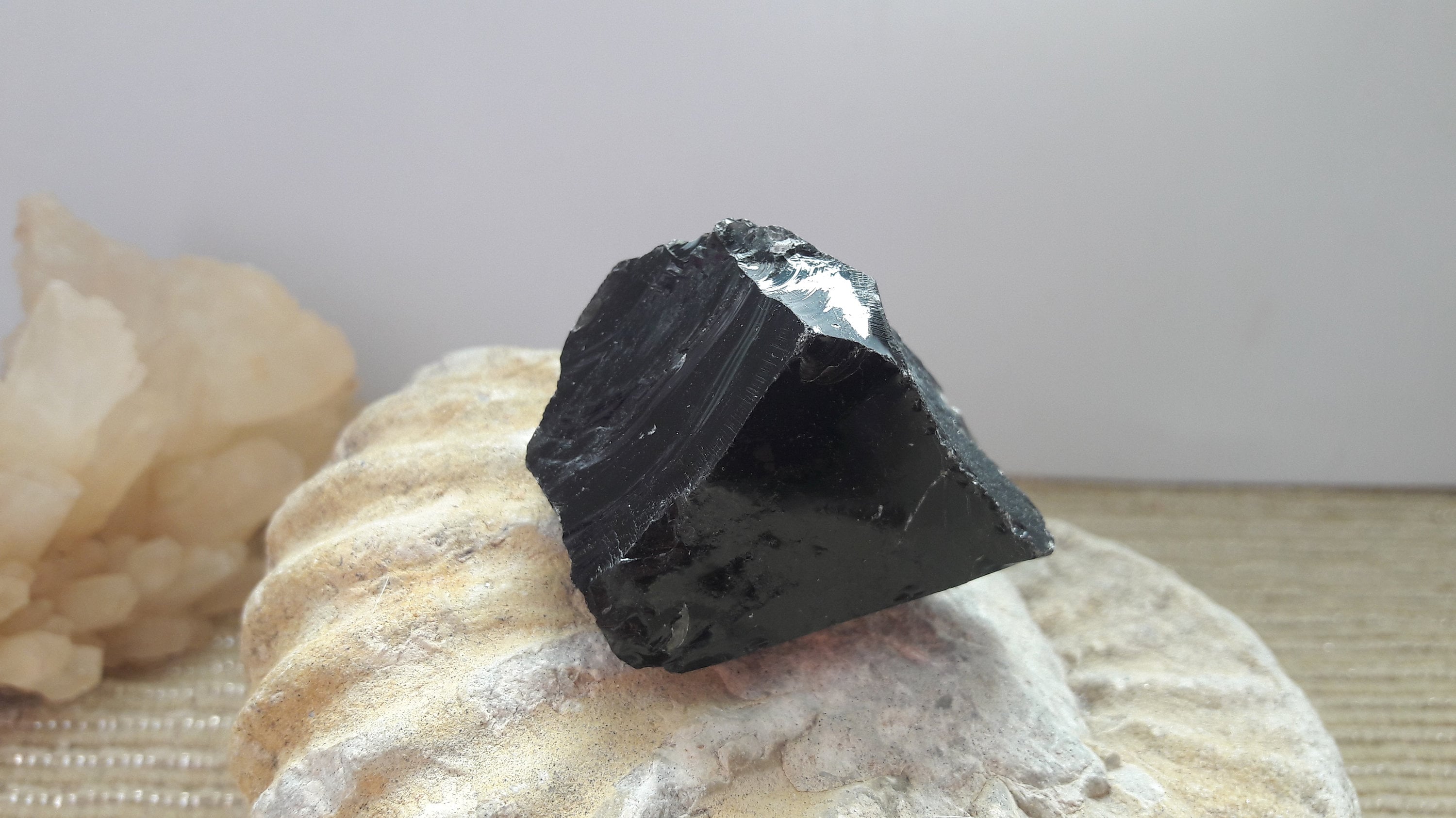 Obsidienne Noire Brute Pierre Naturelle de La Lithothérapie