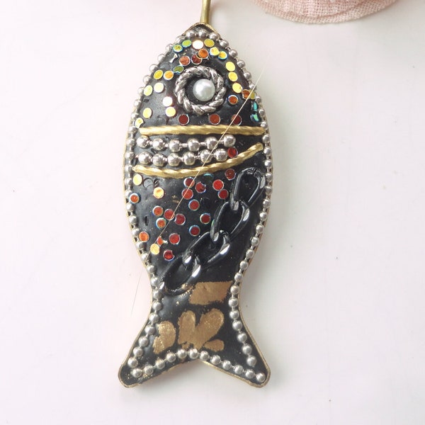 pendentif poisson , micro mosaïque, collier ethnique, bijloux religieux, micro perle, bijoux, diy