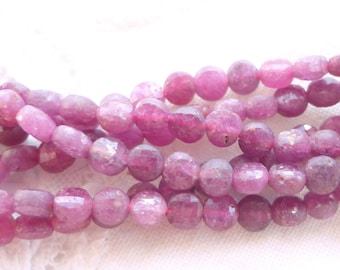perle rubis naturelle, rose violacée, x 10, rubis palet, rubis plat, rubis facette, perle bracelt, bijoux avec des pierre; pierre  joaillier