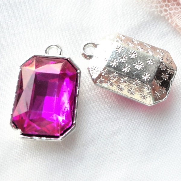 breloque rectangulaire verre, strass facette, rose rubis, collier, bouclé d'oreille, bijoux