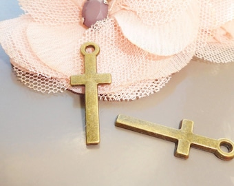 12 Cross charms antique bronze tone BC143