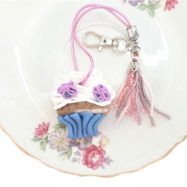 porte clé fantaisie, bijoux de sac, cup cake, pièce unique, idée cadeau, petit prix, noel, maman, maitresse, personnalisable