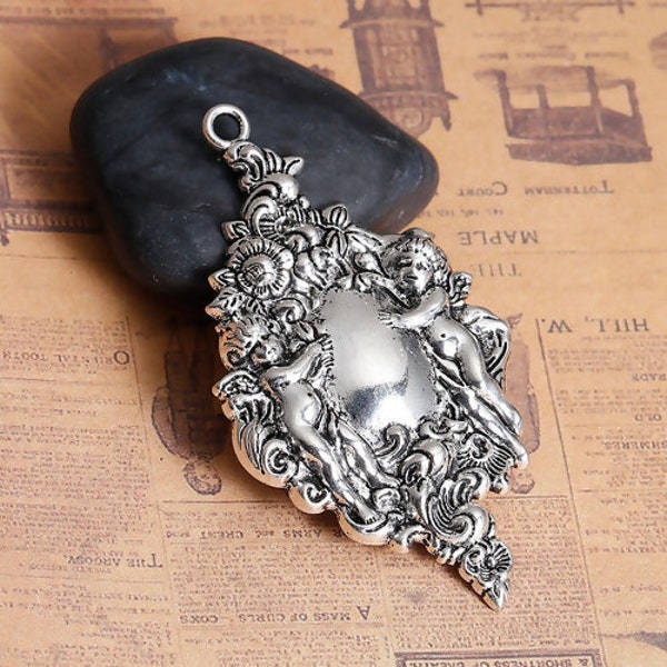 cherub angel pendant, Putti decorum, ex voto, art nouveau