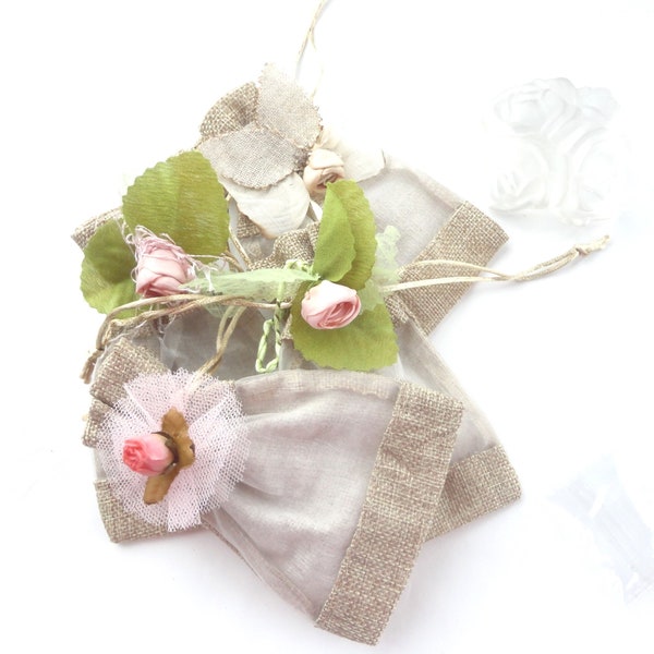 pochette tissu lin et fleur, pochette artisanale, emballage bijoux, pochette pour lavande, hand made,