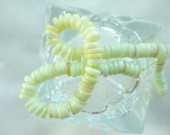 shell pearl washer, heishi shell, soft green, strand 28 cm, sea jewelry, surfer jewelry, washer, puck, natural pearl