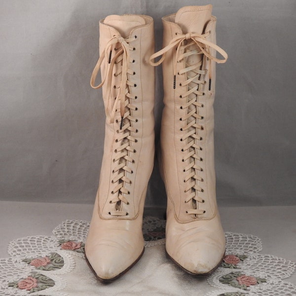 Antique High-Top Lace-Up Ladies' Leather Boots with Louis XV Heels