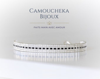 Bracelet tissé en perles Miyuki delicas blanc argenté transparent et noir. Cadeau pour elle. Accessoire femme. Bijou minimaliste perles.