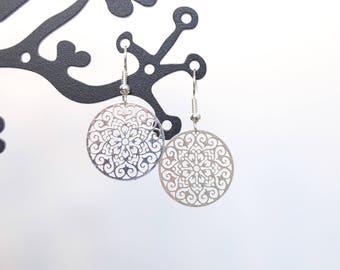 Light silver pinwheel earrings